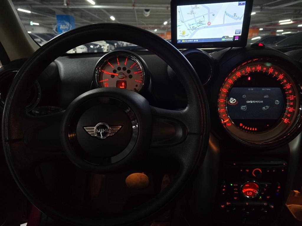 Mini Countryman - Vista 7