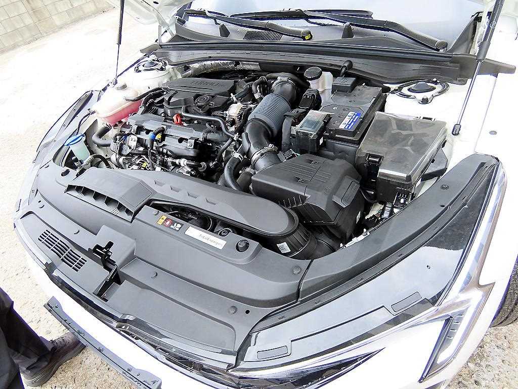 KIA K5 2025 Blanco - Importación desde Corea - HF Imports Iquique - Foto 19