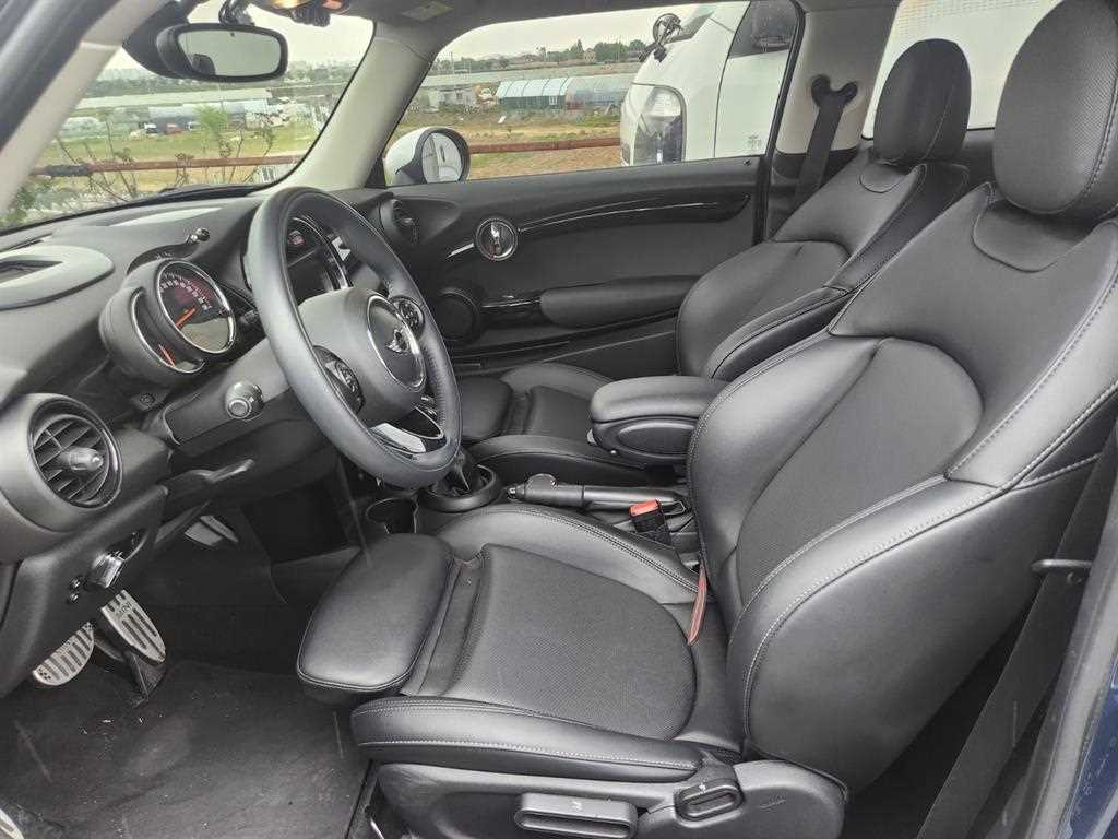 Mini Cooper - Vista 9