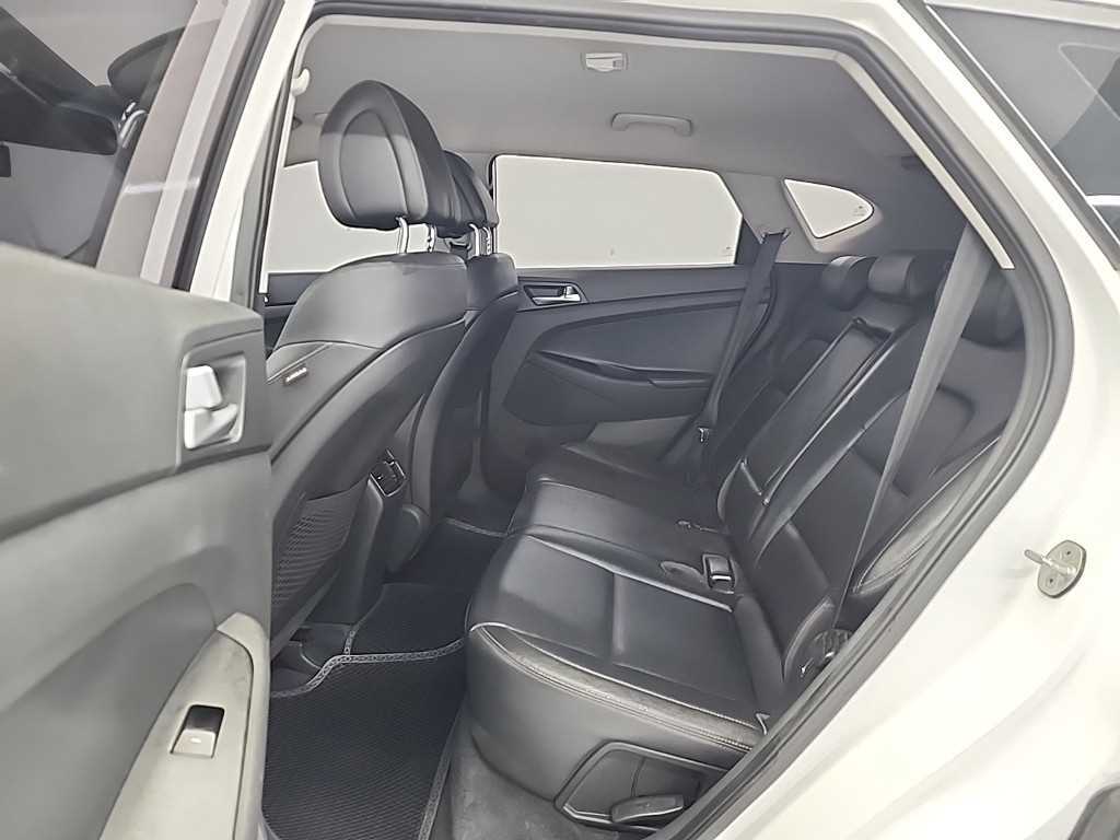 HYUNDAI Tucson - Vista 12