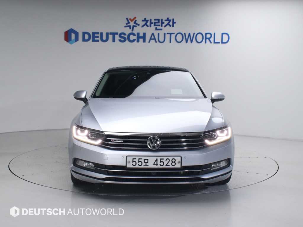 Volkswagen Passat - Vista 3