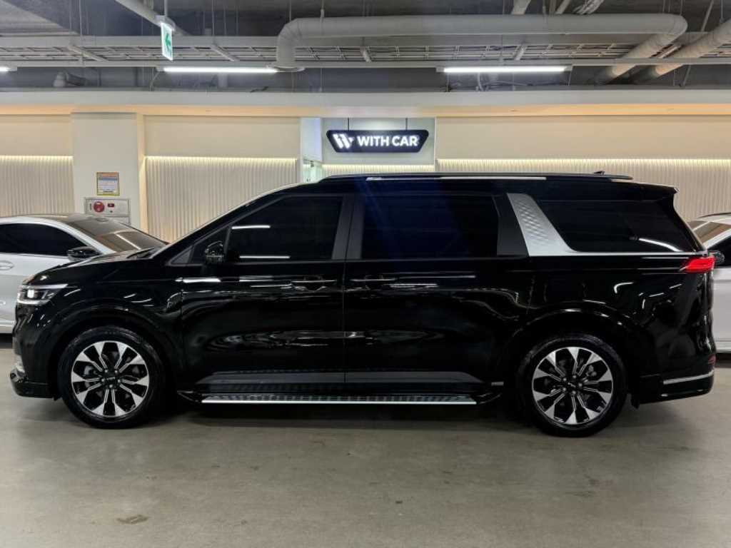 KIA Carnival - Vista 5
