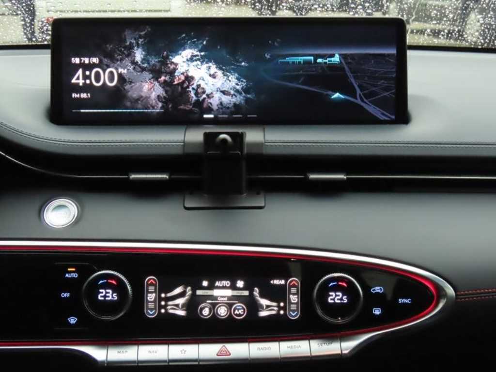 Genesis GV70 - Vista 12