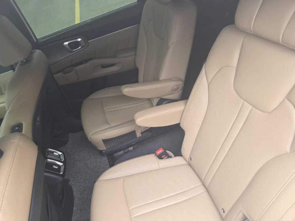KIA Sorento - Vista 7