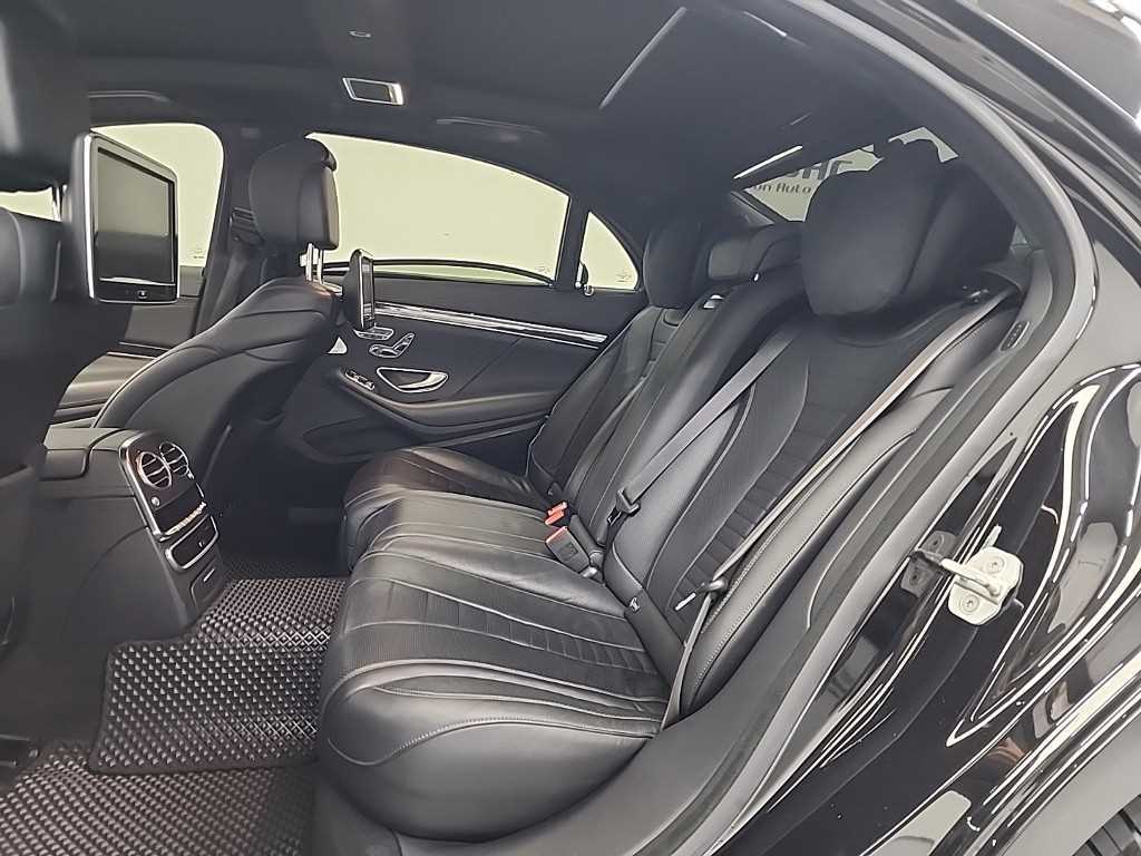 Mercedes Benz S Class - Vista 12