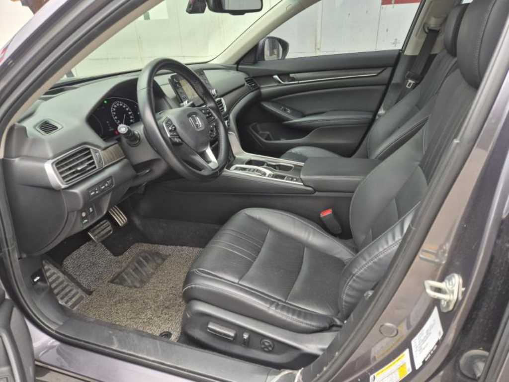 Honda Accord - Vista 10