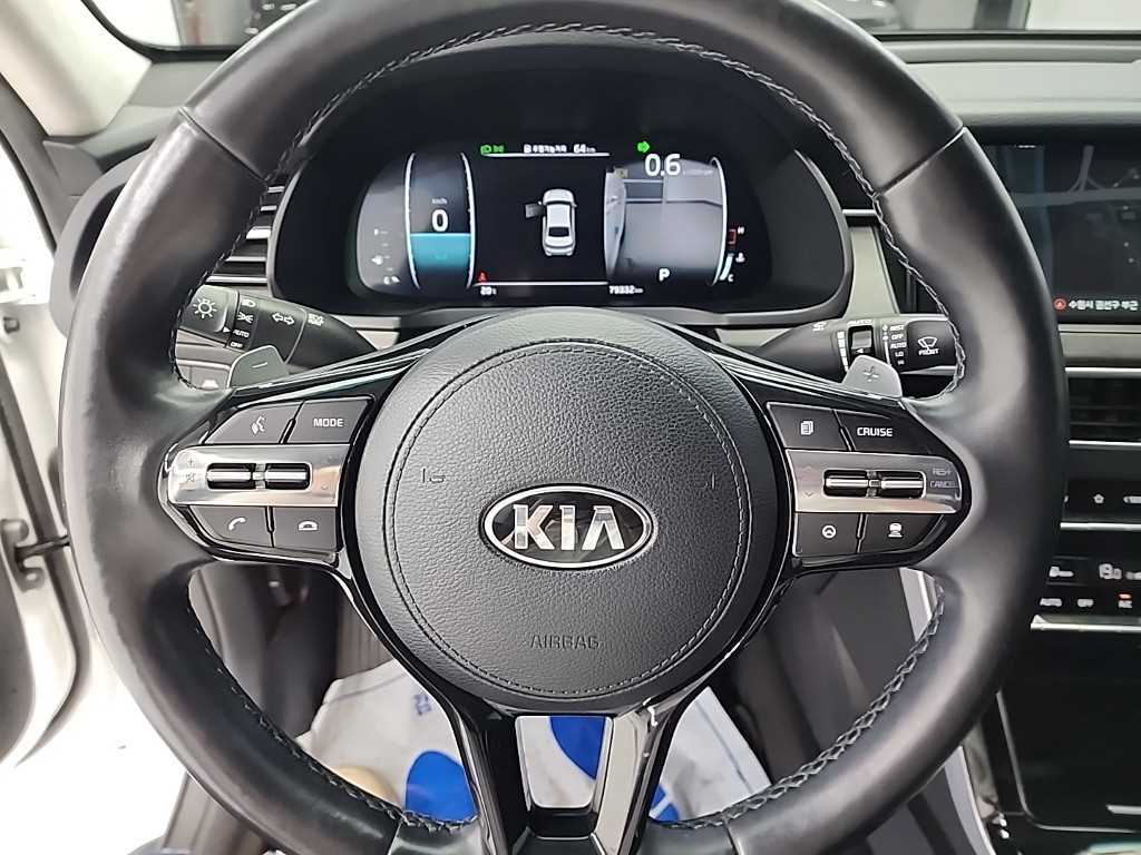 KIA K7 - Vista 9