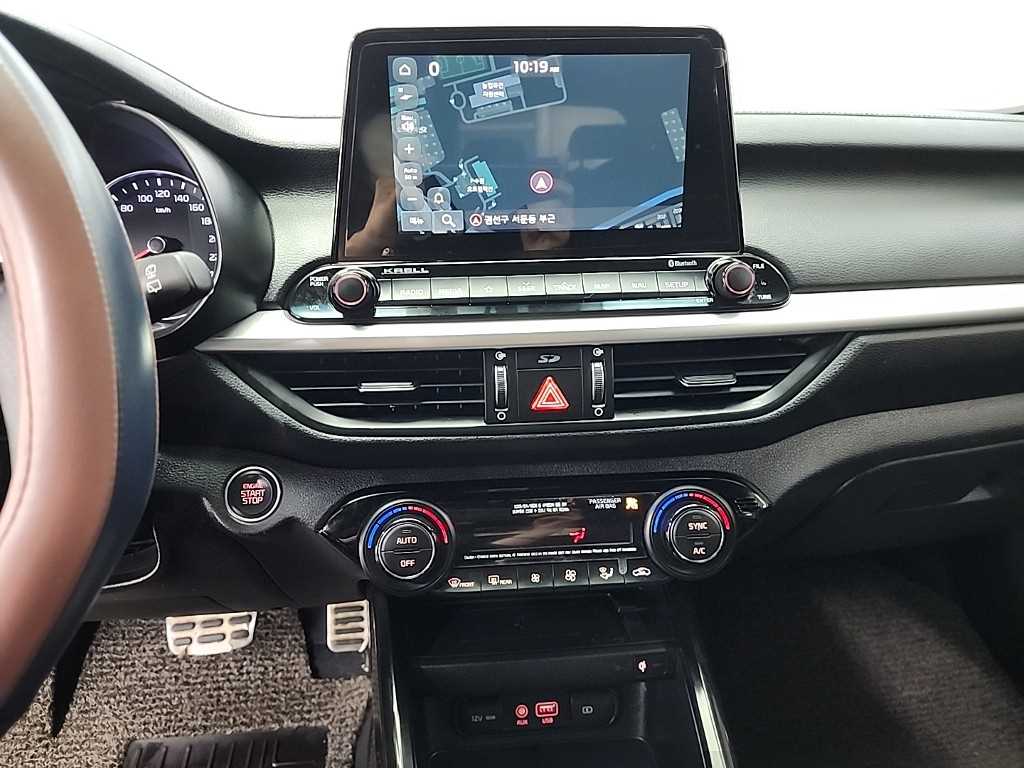 KIA K3 - Vista 10