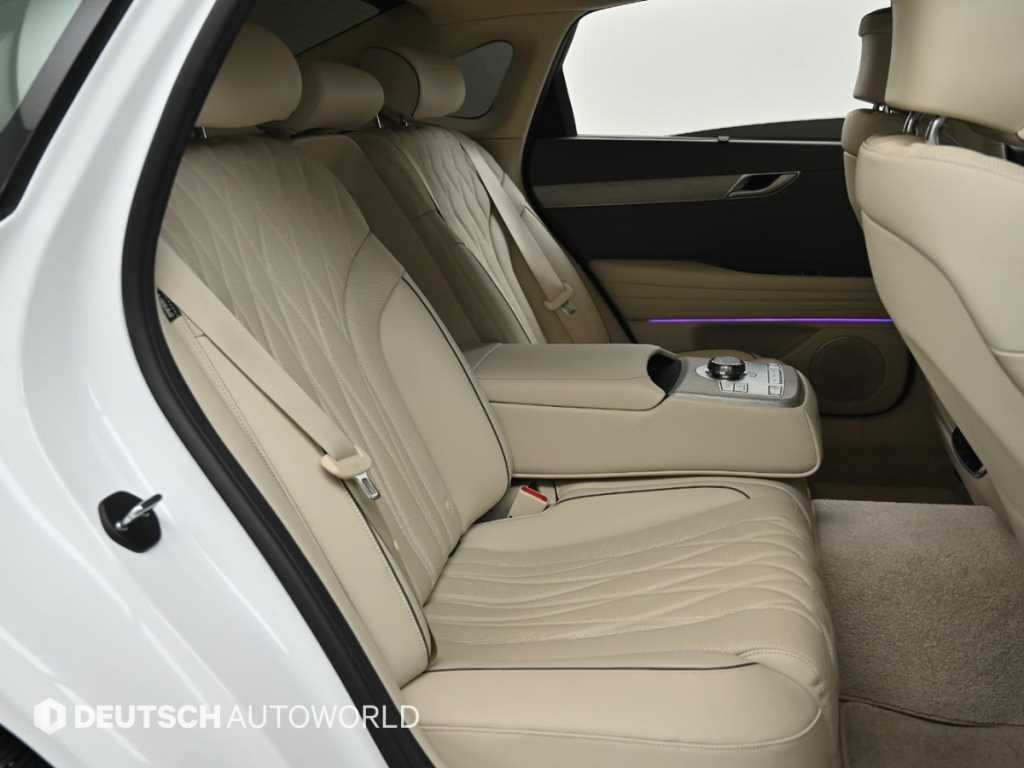 Genesis G80 - Vista 12