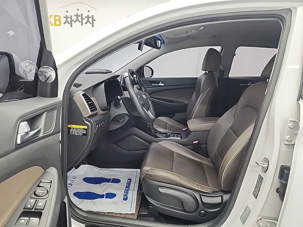 HYUNDAI Tucson - Vista 11