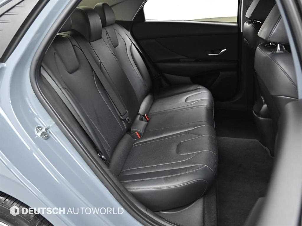 HYUNDAI Avante - Vista 12