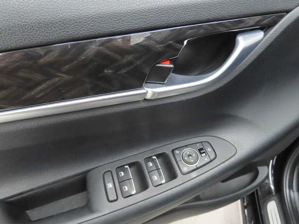 HYUNDAI Grandeur - Vista 9