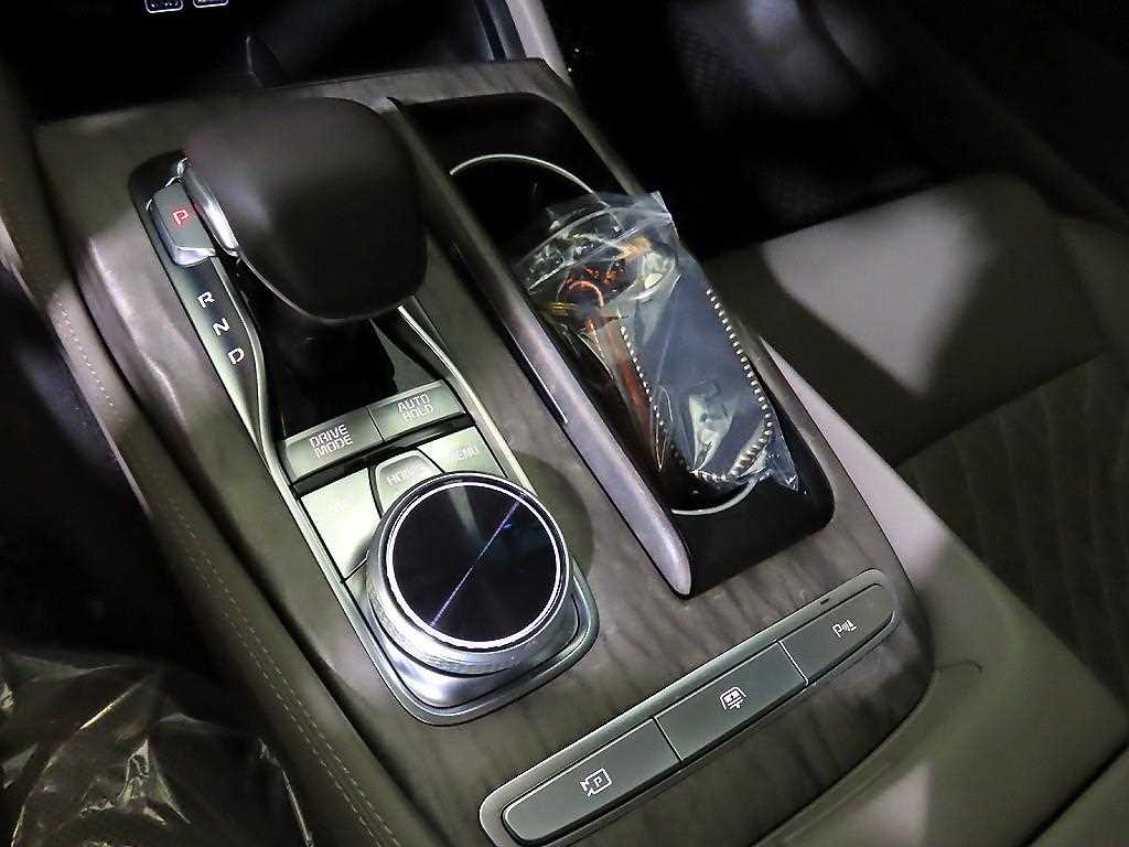 KIA K9 - Vista 12