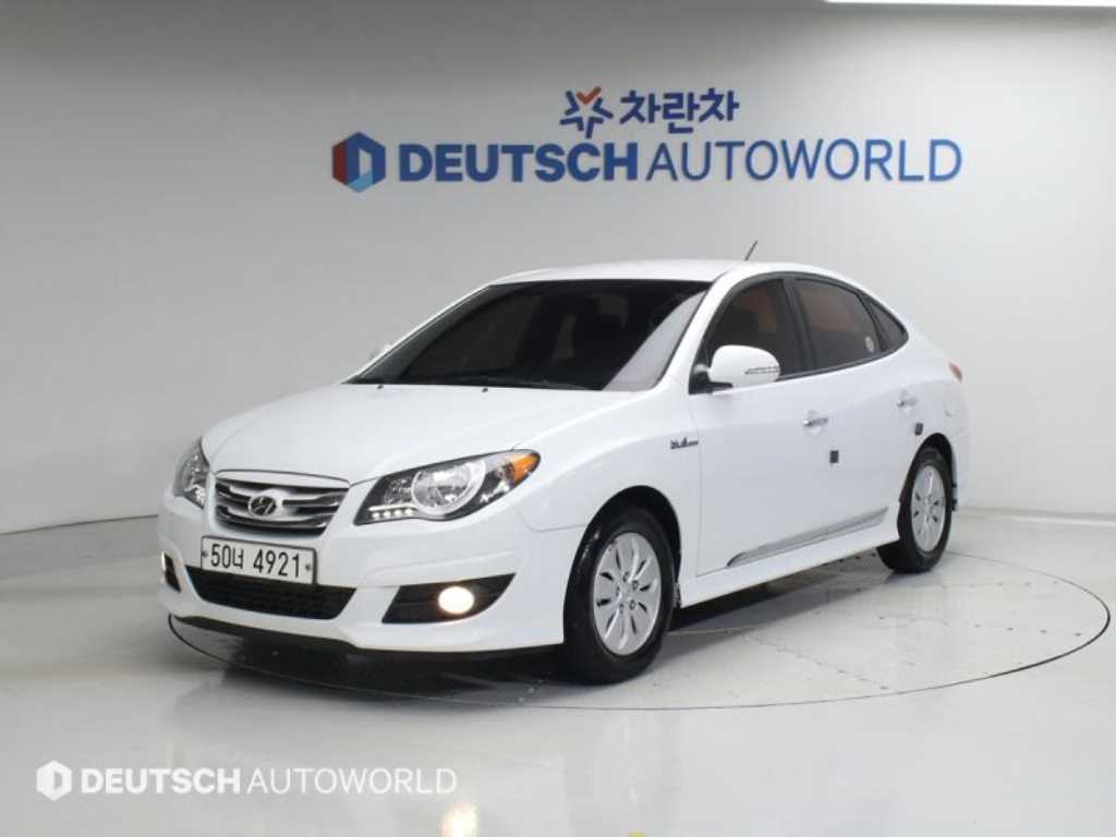HYUNDAI Avante 2010 Blanco - Importación desde Corea - HF Imports Iquique - Foto 1