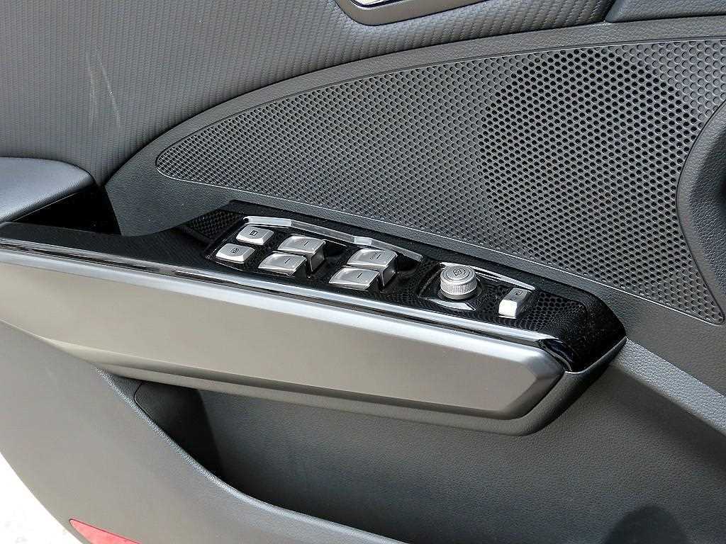 Ssangyong Tivoli - Vista 11