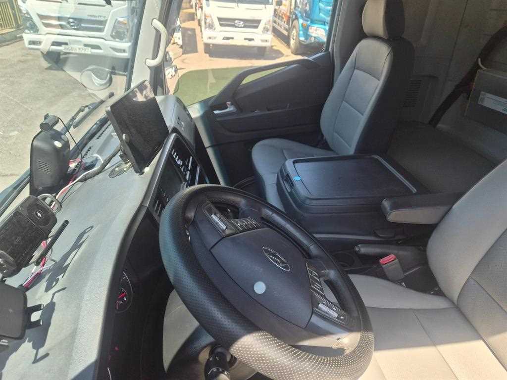 medium and large cargo truck 2023 Blanco - Importación desde Corea - HF Imports Iquique - Foto 15