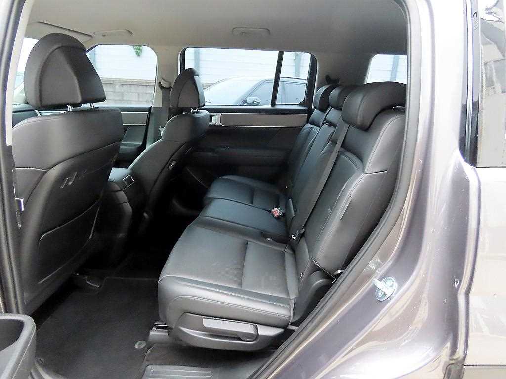 HYUNDAI Santa Fe - Vista 6
