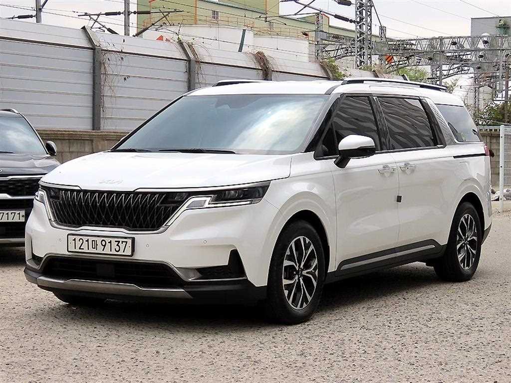 KIA Carnival - Vista 2