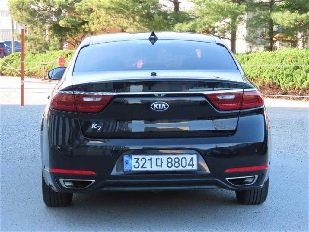 KIA K7 - Vista 4