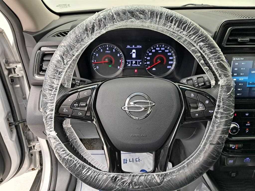 Ssangyong Tivoli - Vista 7