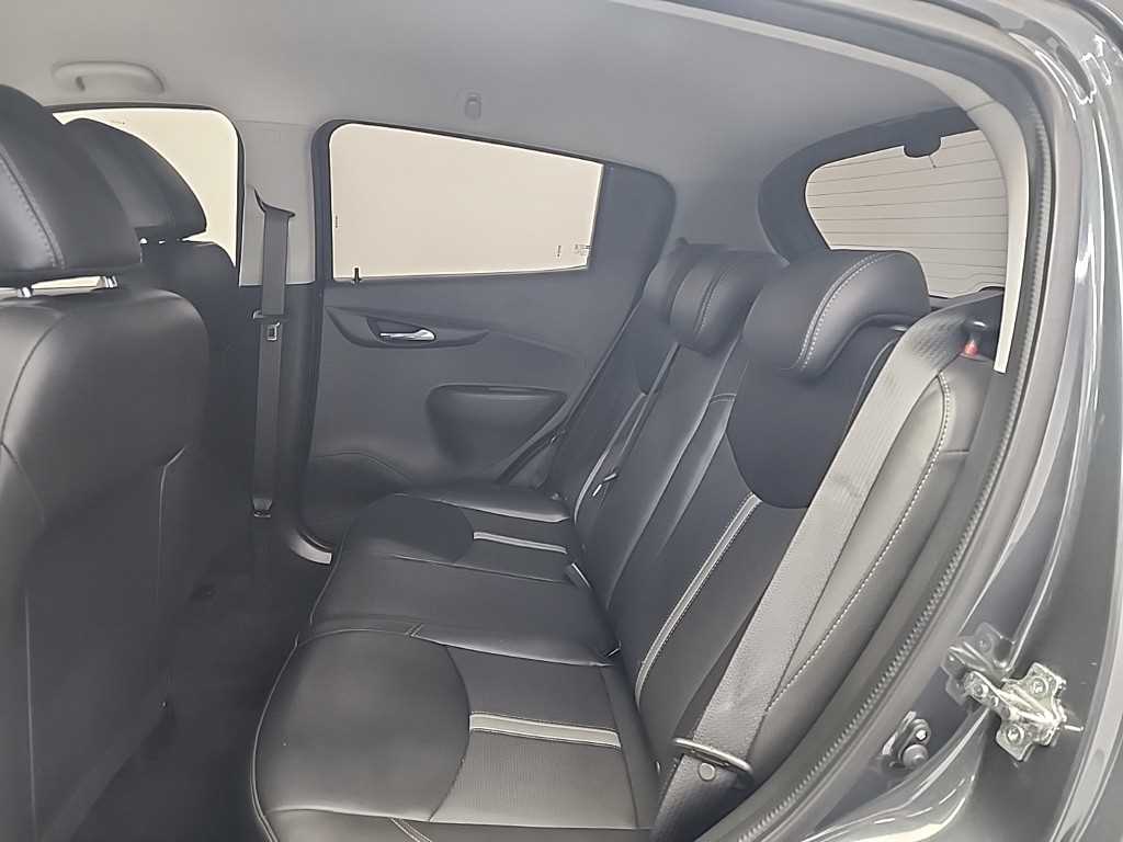 Chevrolet Spark - Vista 12