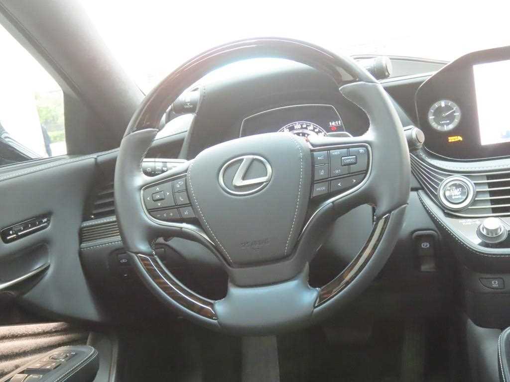 Lexus LS 2023 Gris - Importación desde Corea - HF Imports Iquique - Foto 17