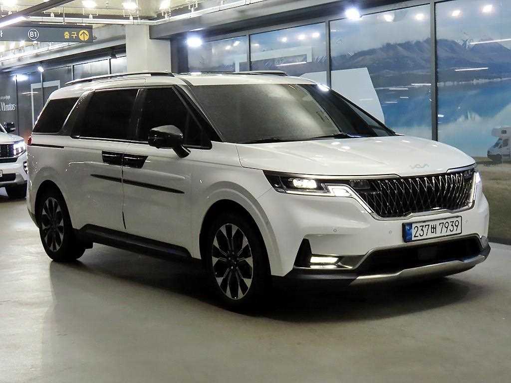 KIA Carnival 2023 - Importación desde Corea - HF Imports Iquique - Foto 1