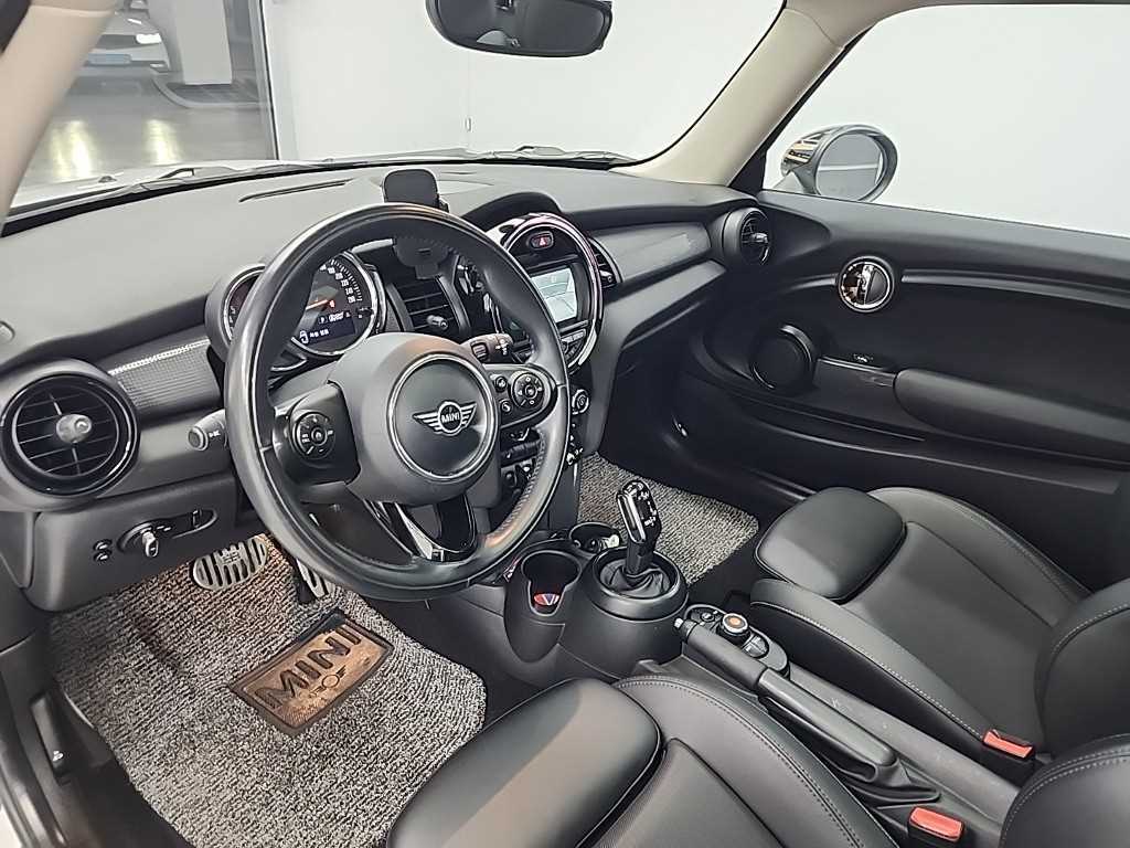 Mini Cooper - Vista 7