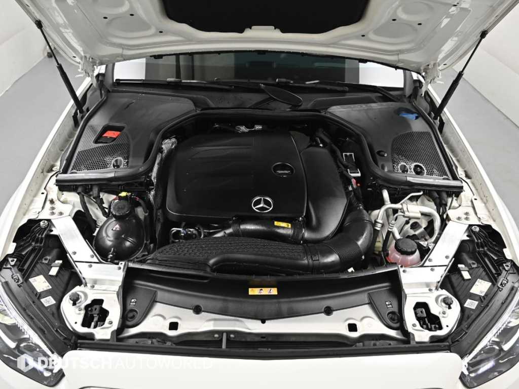Mercedes Benz E class - Vista 6