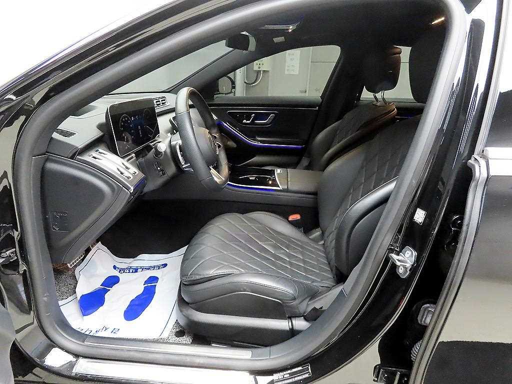 Mercedes Benz S Class - Vista 5
