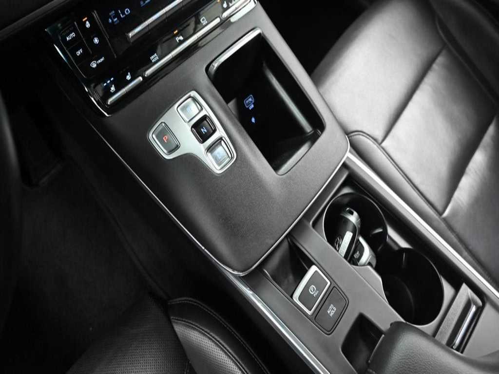 HYUNDAI Grandeur - Vista 9