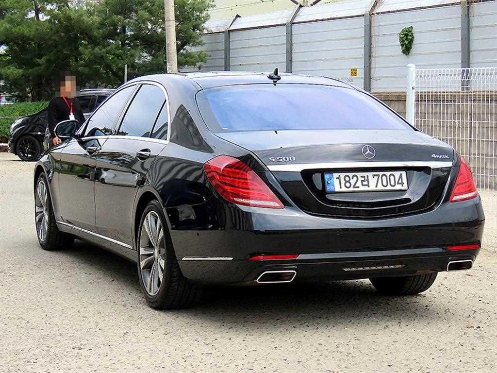 Mercedes Benz S Class - Vista 4