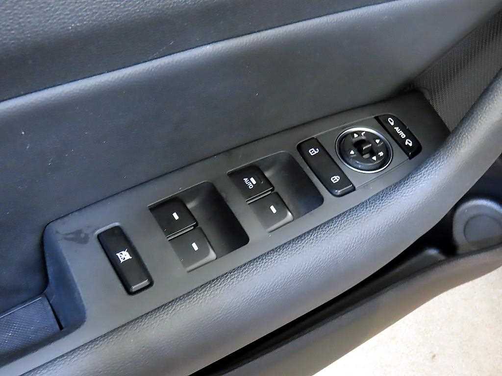 HYUNDAI Sonata 2015 Blanco - Importación desde Corea - HF Imports Iquique - Foto 18