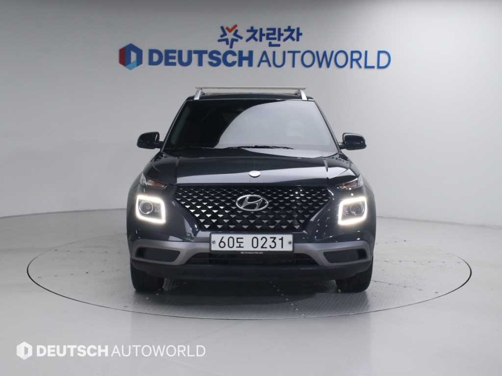 HYUNDAI Venue - Vista 3