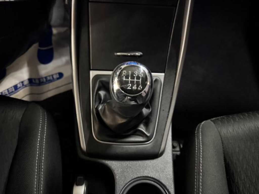 HYUNDAI Avante 2012 Blanco - Importación desde Corea - HF Imports Iquique - Foto 15