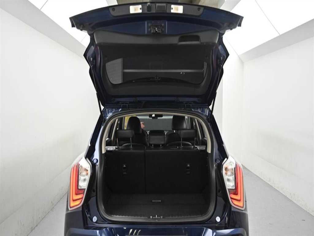 Ssangyong Tivoli 2020 Azul - Importación desde Corea - HF Imports Iquique - Foto 19