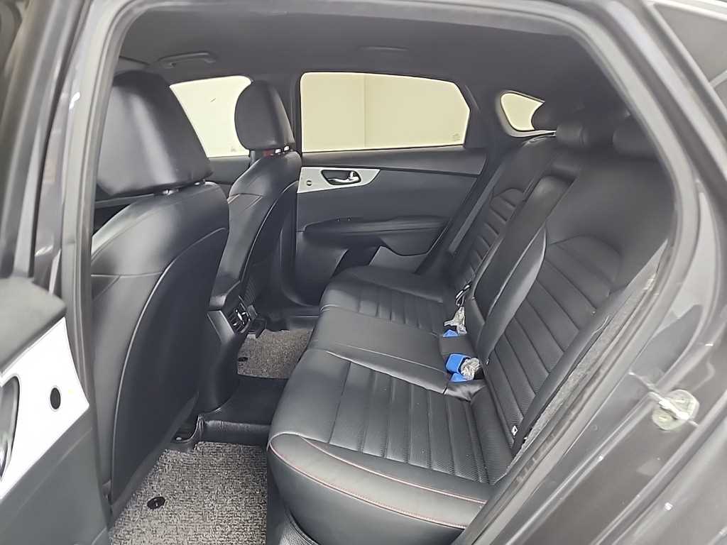 KIA K3 - Vista 12