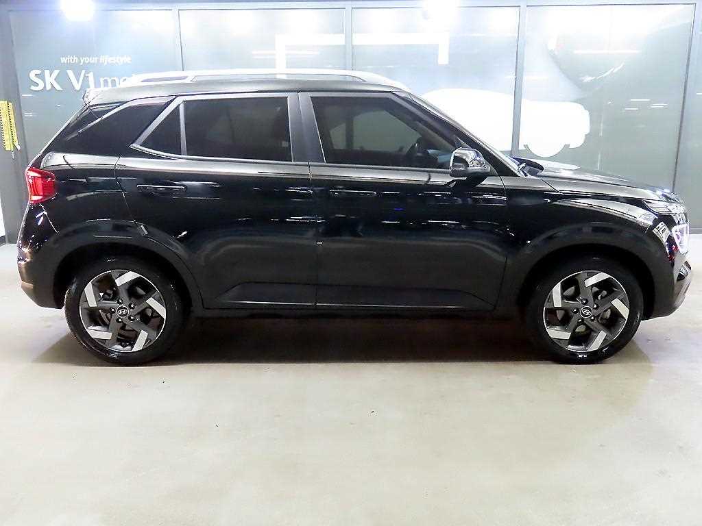 HYUNDAI Venue - Vista 3