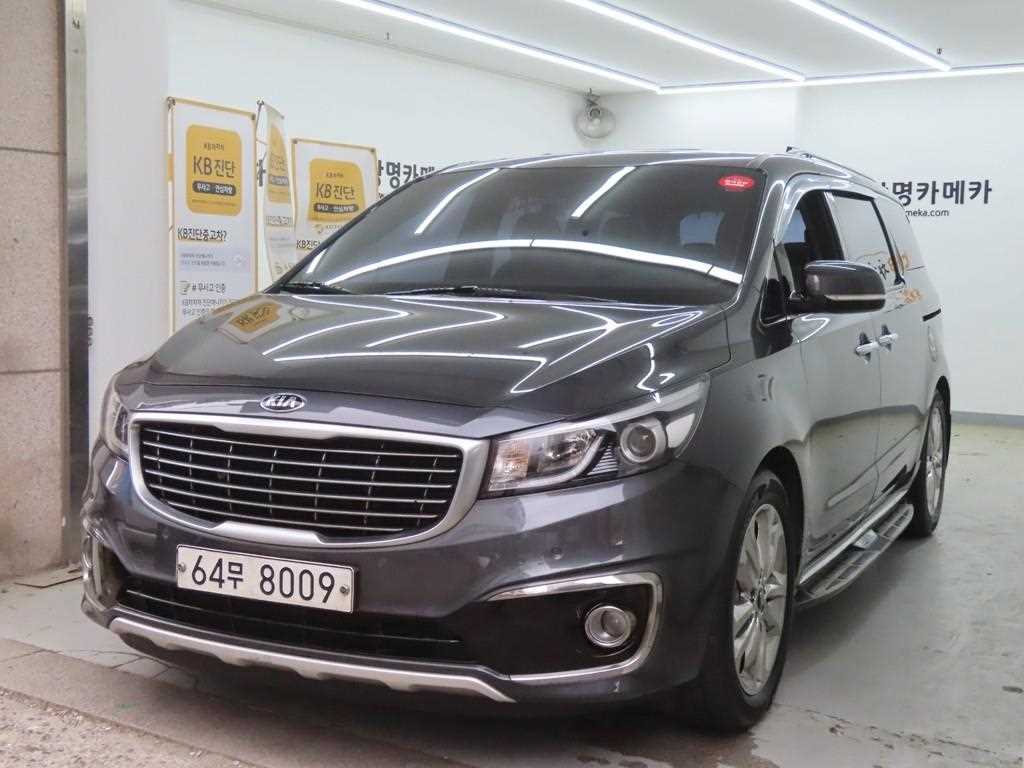 KIA Carnival - Vista 2