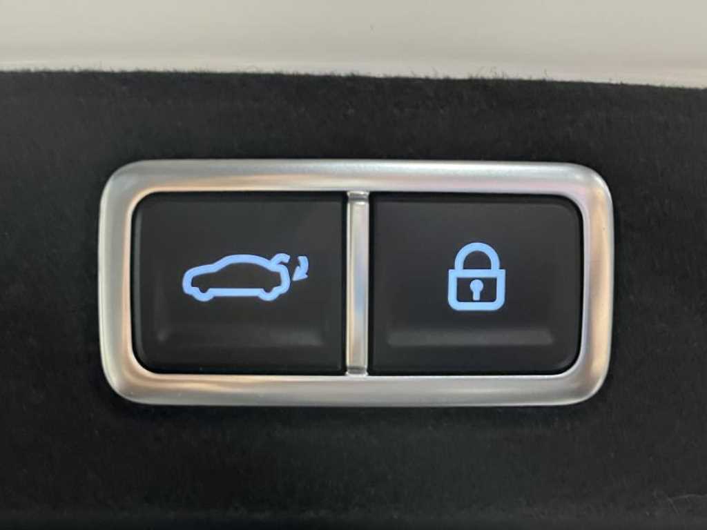 HYUNDAI Grandeur - Vista 7