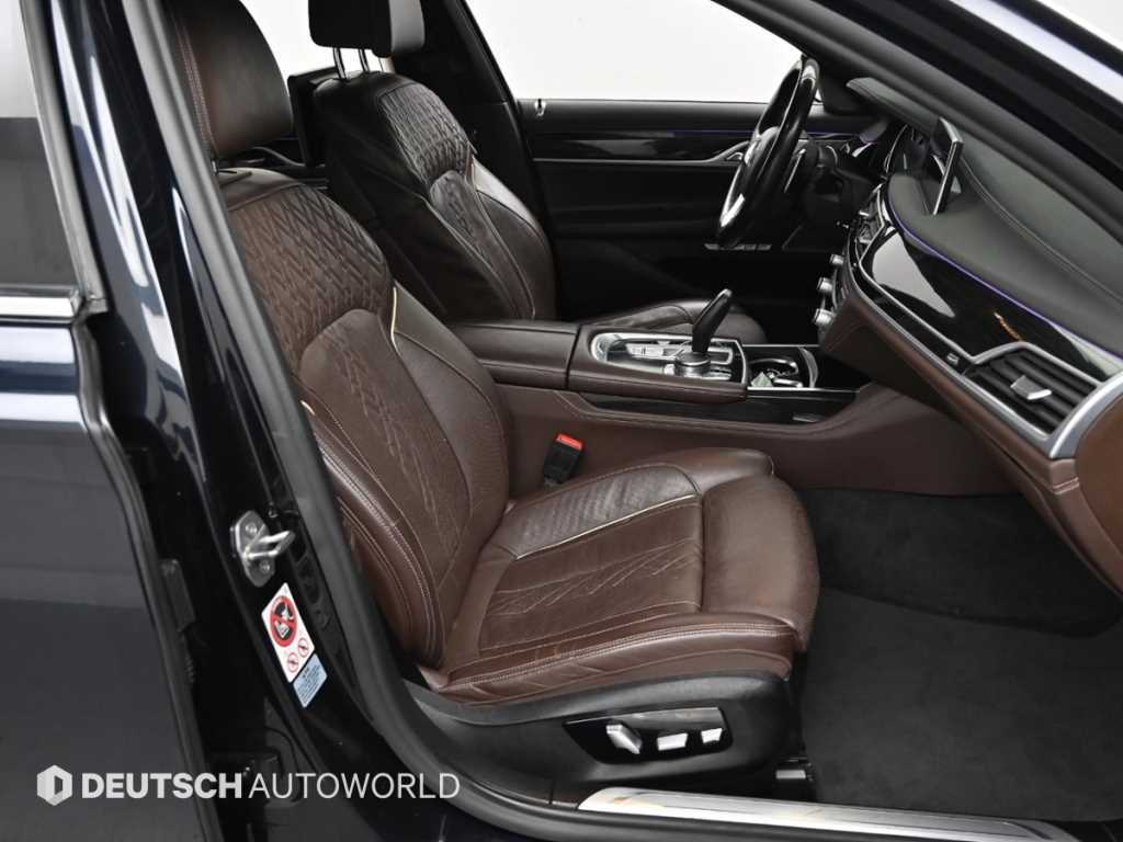 BMW 7 Series - Vista 10