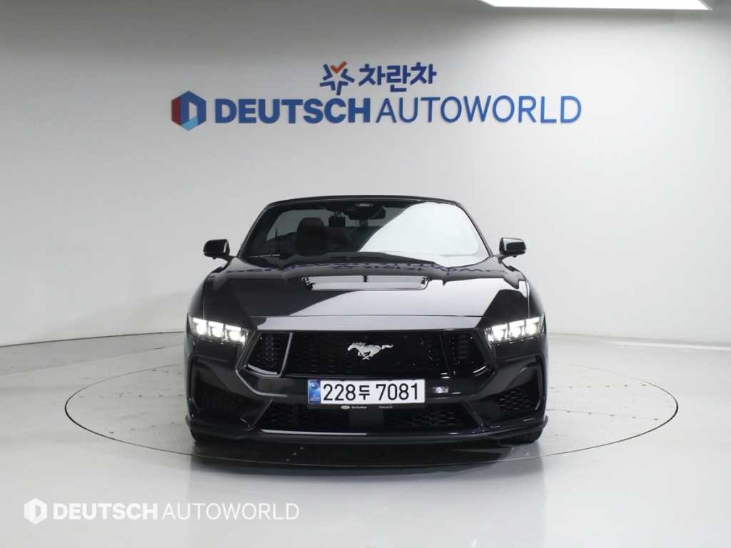 Ford Mustang - Vista 3