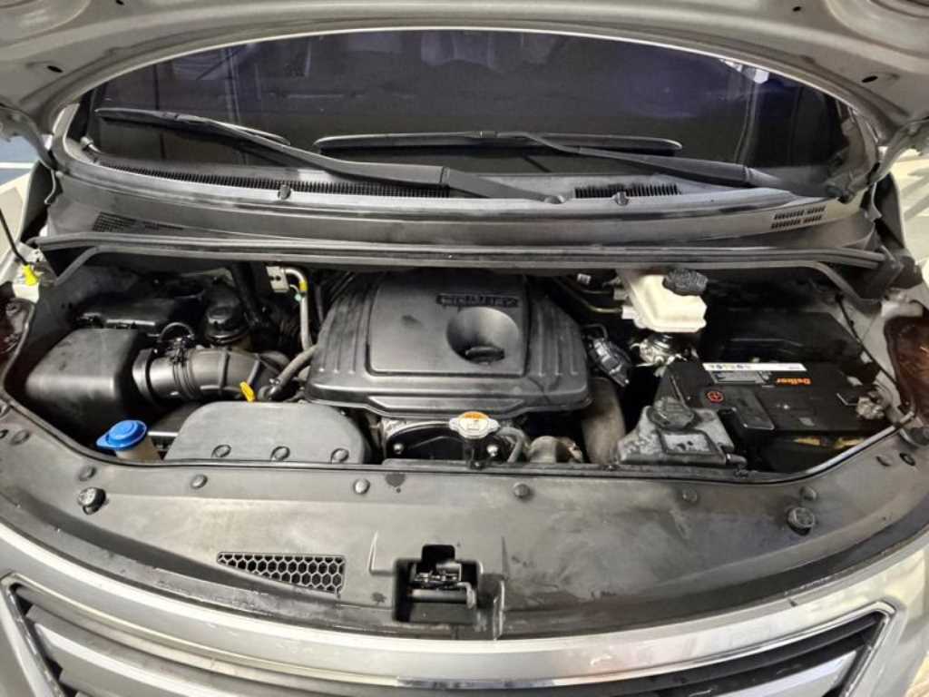 HYUNDAI Starex 2016 Gris - Importación desde Corea - HF Imports Iquique - Foto 19