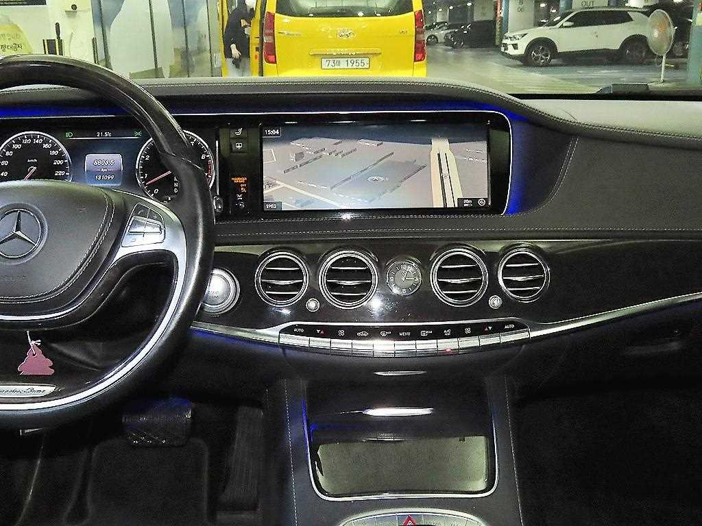 Mercedes Benz S Class - Vista 11
