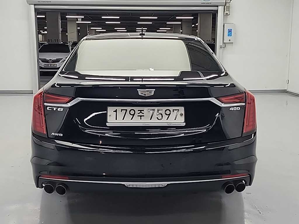 Cadillac CT6 - Vista 3