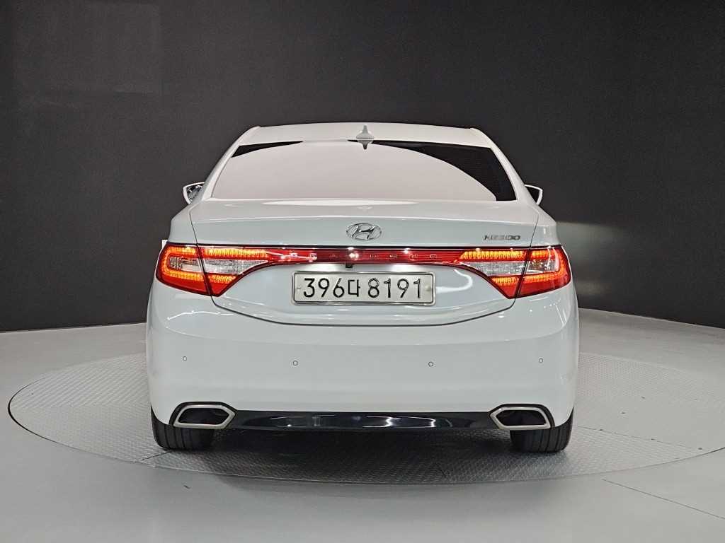 HYUNDAI Grandeur - Vista 3