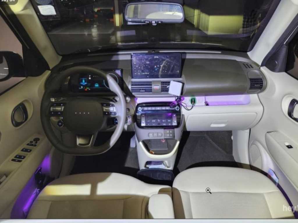 HYUNDAI Casper - Vista 8