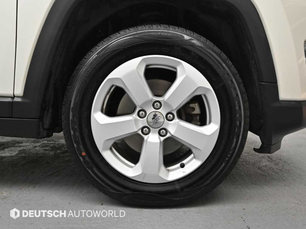 Jeep Compass - Vista 5