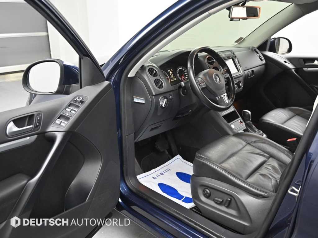 Volkswagen Tiguan - Vista 11