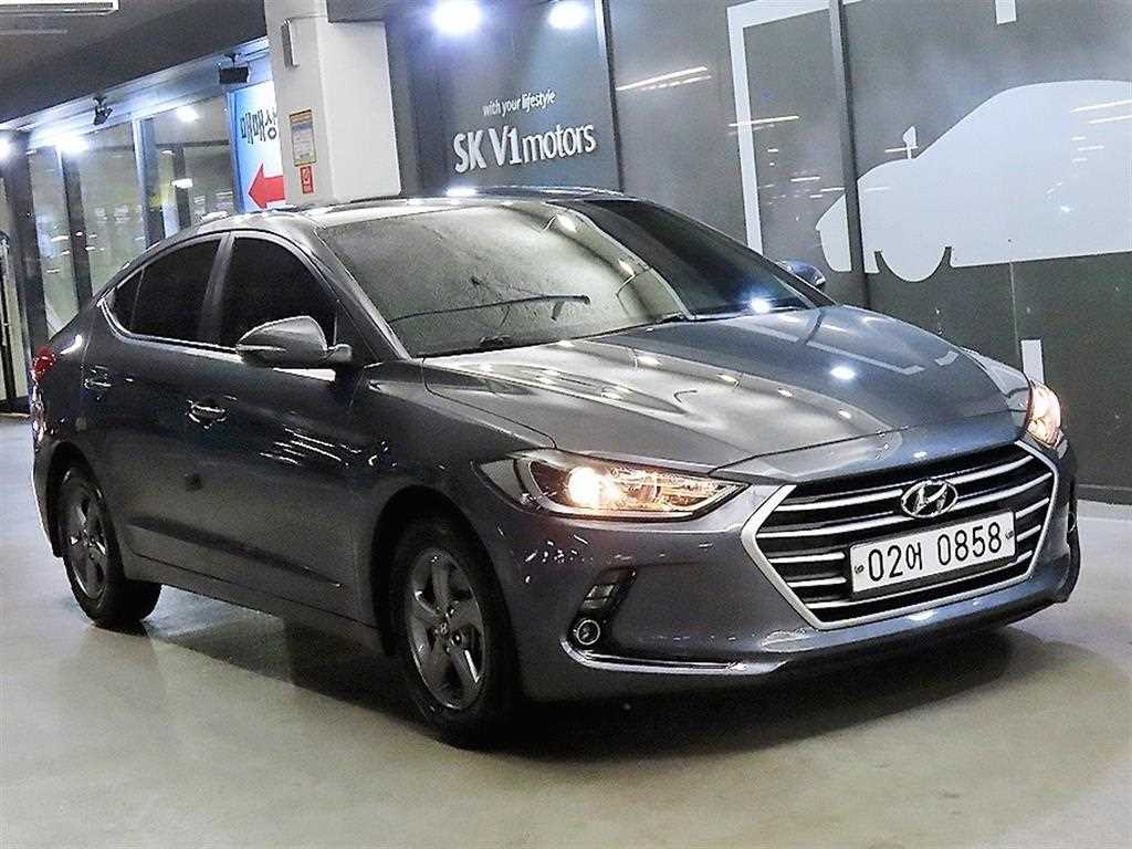 HYUNDAI Avante 2017 Gris - Importación desde Corea - HF Imports Iquique - Foto 1